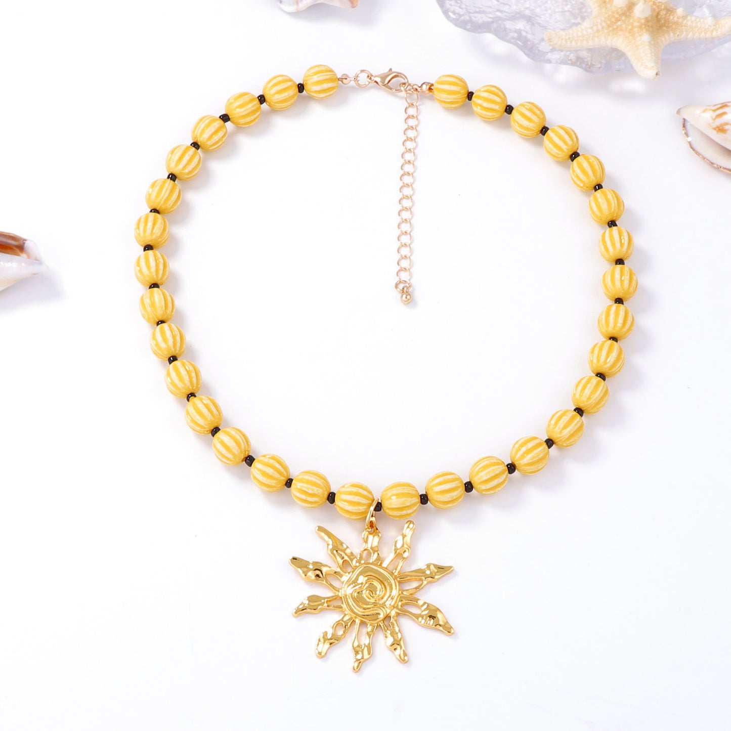 Upea Kaulakoru päivittäiseen käyttöön