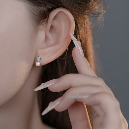 Hurmaava Helmi Korvarengas jokaiseen tilaisuuteen