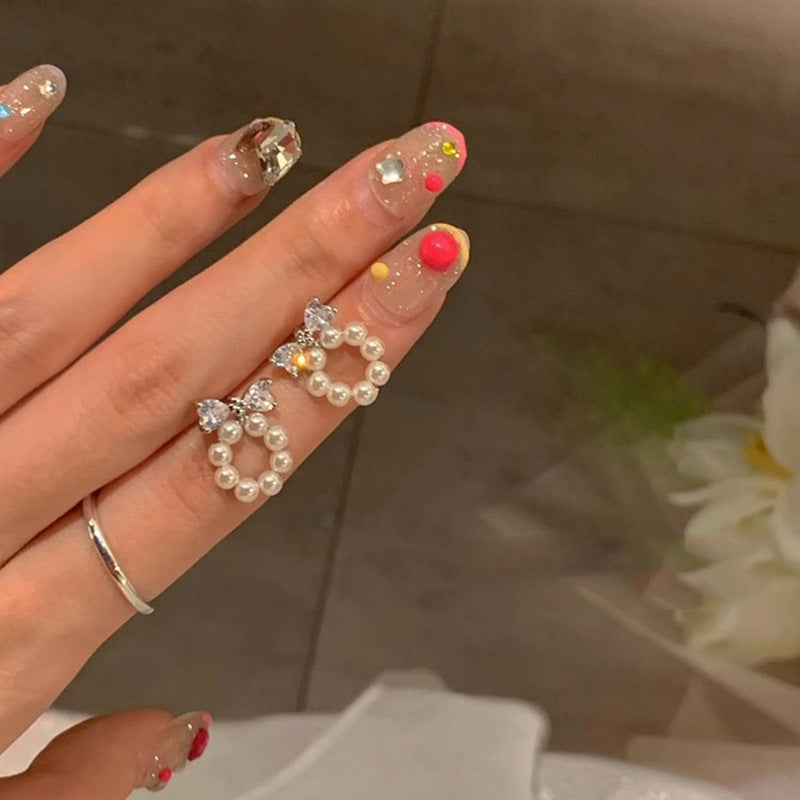 Käsintehty vintage Helmi Korvarengas