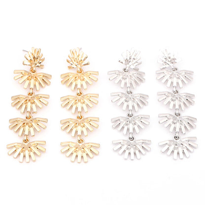 Kaunis Korvarengas ainutlaatuisella tyylillä