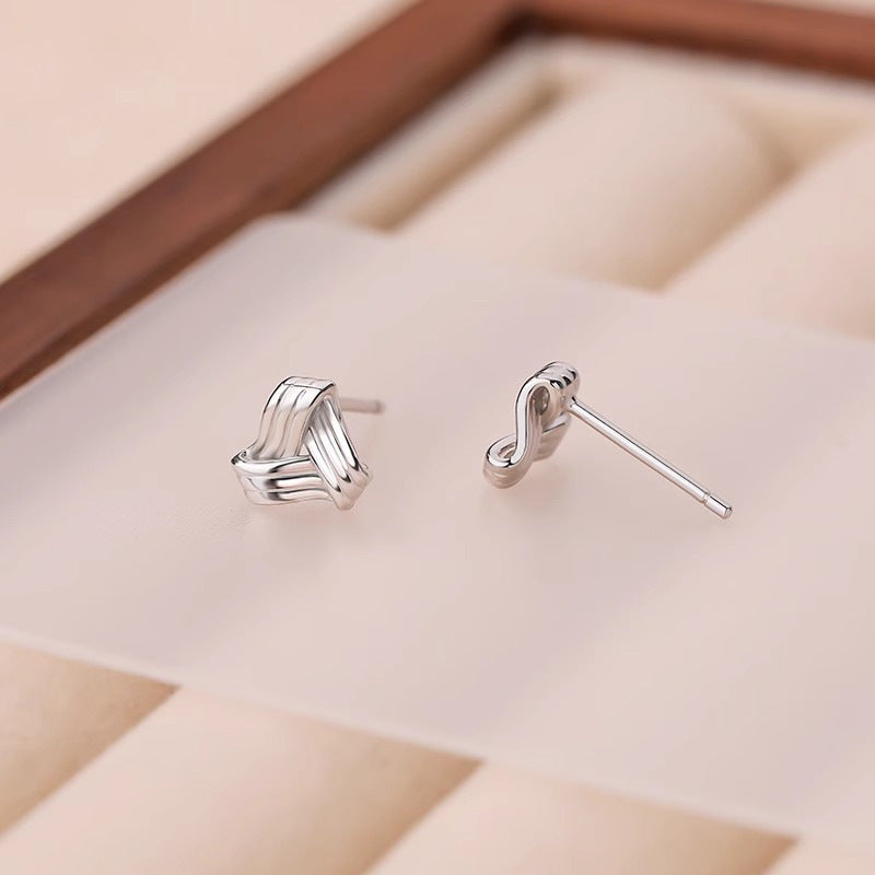 Käsintehty vintage Korvarengas