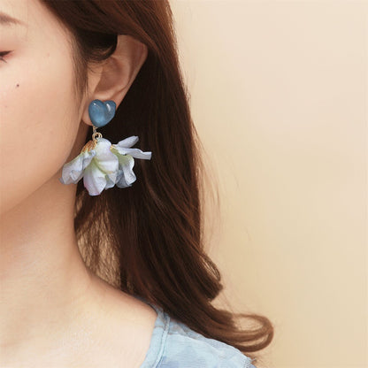 Klassinen Korvarengas ajattomalla viehätyksellä