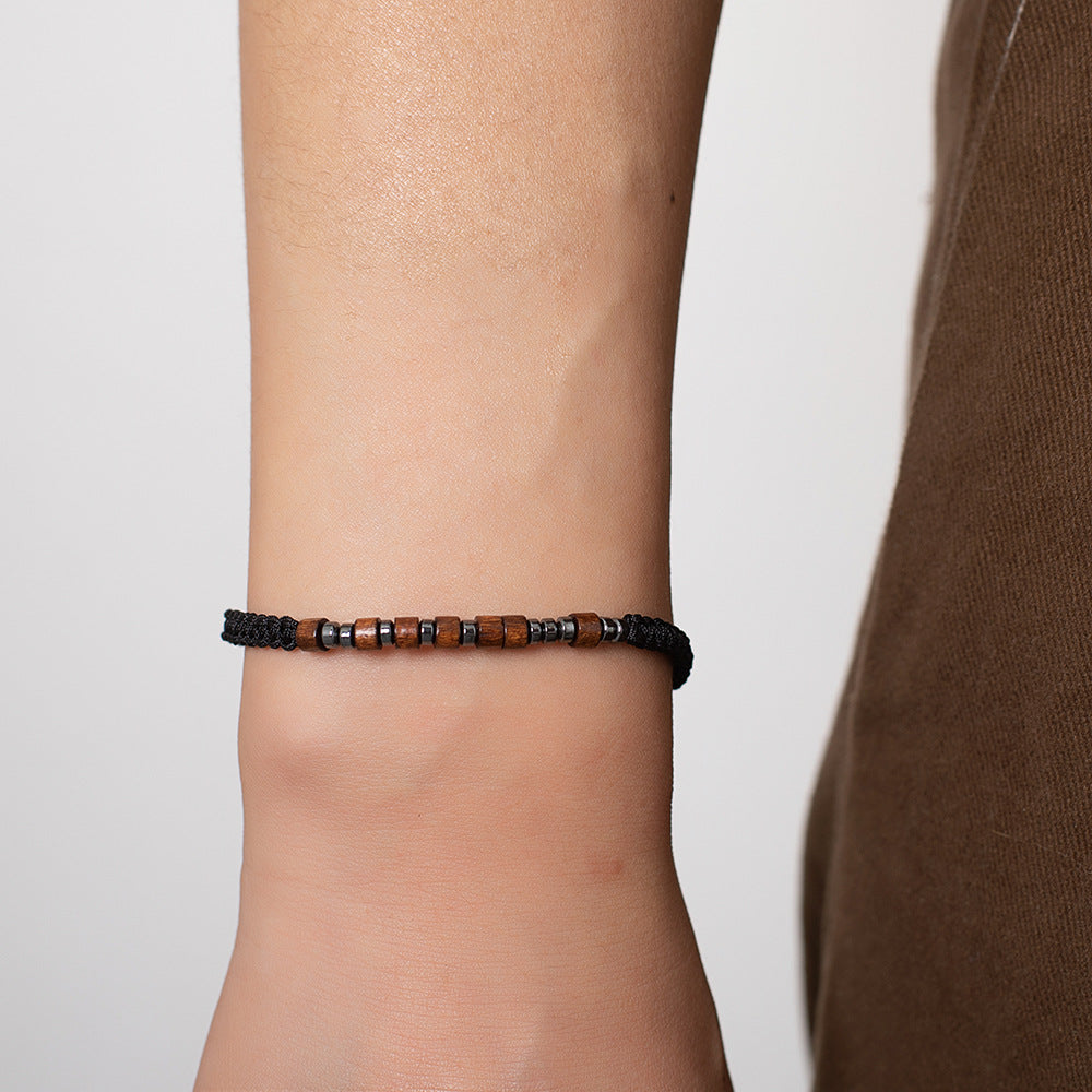 Kaunis Rannekoru ainutlaatuisella tyylillä