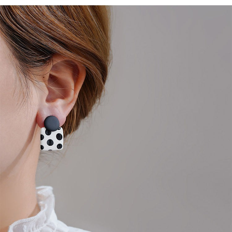 Käsintehty vintage Korvarengas