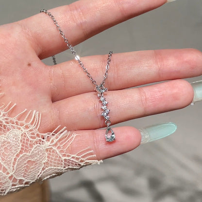 Hurmaava Kaulakoru jokaiseen tilaisuuteen