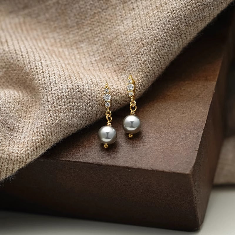 Hurmaava Helmi Korvarengas jokaiseen tilaisuuteen