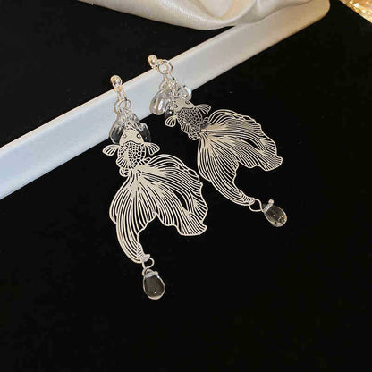 Upea Hopea Korvarengas päivittäiseen käyttöön