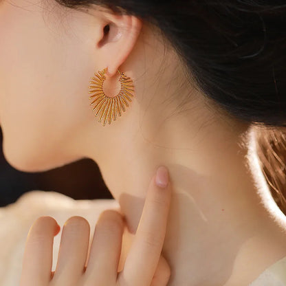 Romanttinen Kulta Korvarengas erityisiin hetkiin