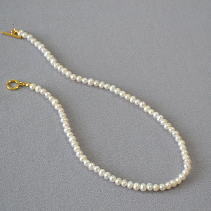 Hurmaava Helmi Kaulakoru jokaiseen tilaisuuteen