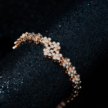 Herkkä käsityö Rannekoru