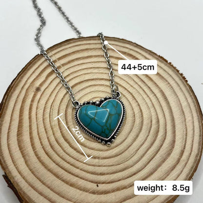 Klassinen Kaulakoru ajattomalla viehätyksellä