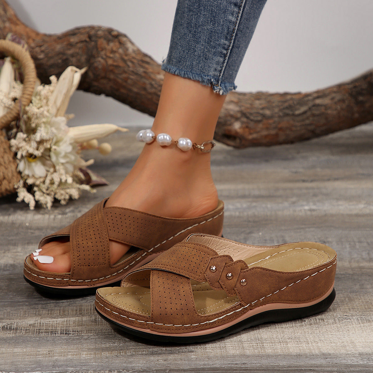 Tyylikkäät Ortopediset Sandaalit Ainutlaatuisella Muotoilulla