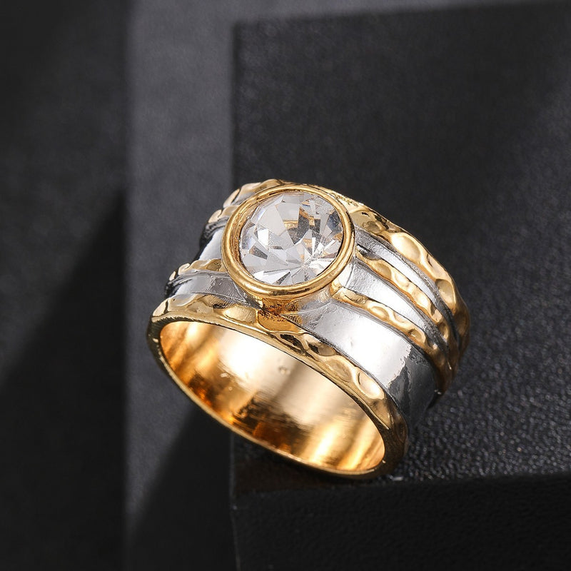 Elegantti Sormus jokaiseen tilaisuuteen