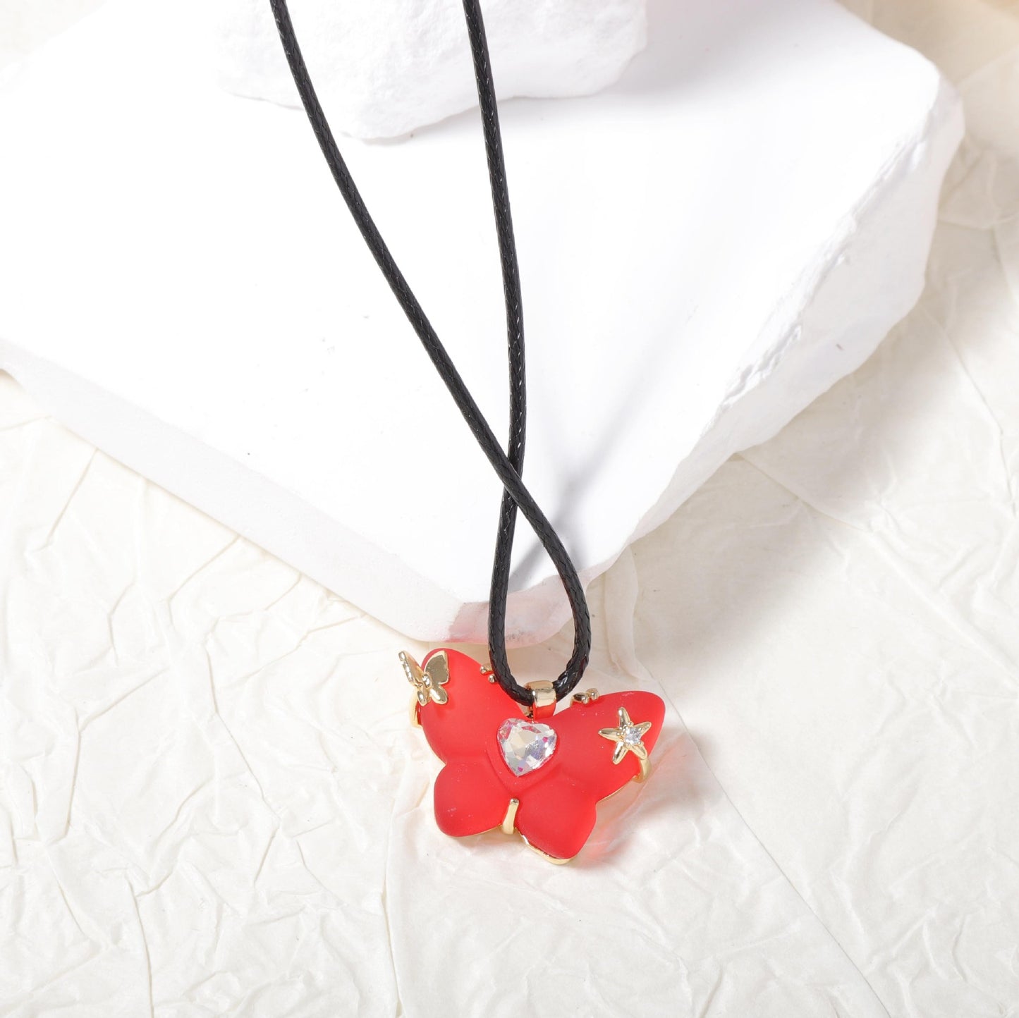 Käsintehty vintage Kaulakoru