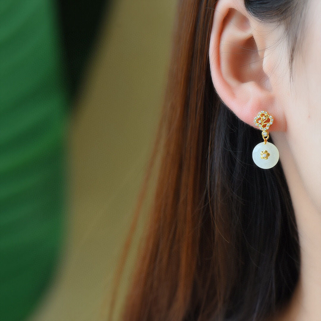 Klassinen Korvarengas ajattomalla viehätyksellä