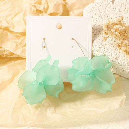 Elegantti Koru jokaiseen tilaisuuteen