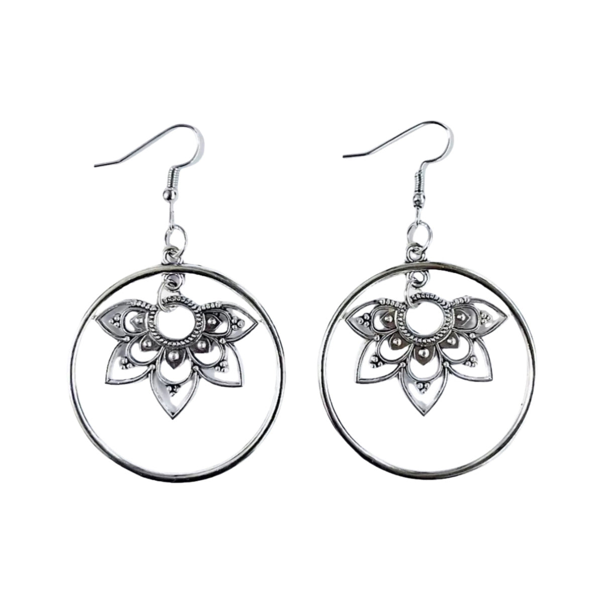 Käsintehty vintage Korvarengas