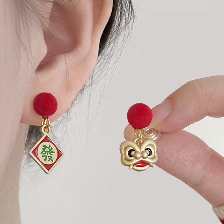 Kaunis Korvarengas ainutlaatuisella tyylillä