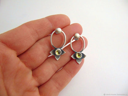 Kaunis Korvarengas ainutlaatuisella tyylillä