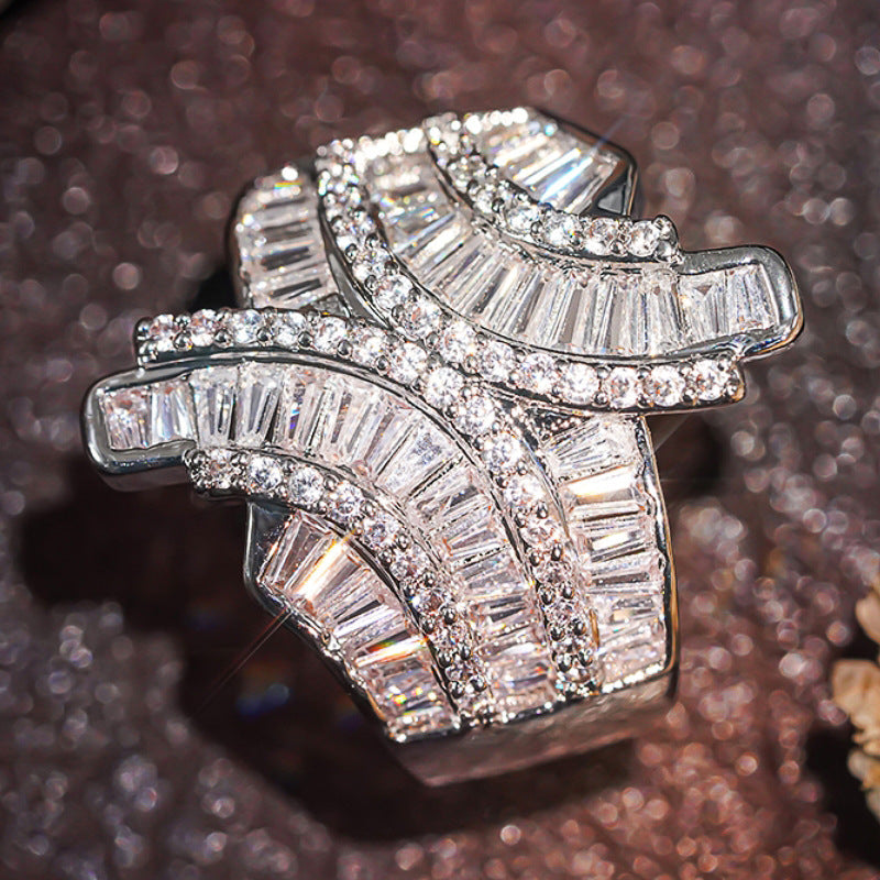 Käsintehty vintage Koru