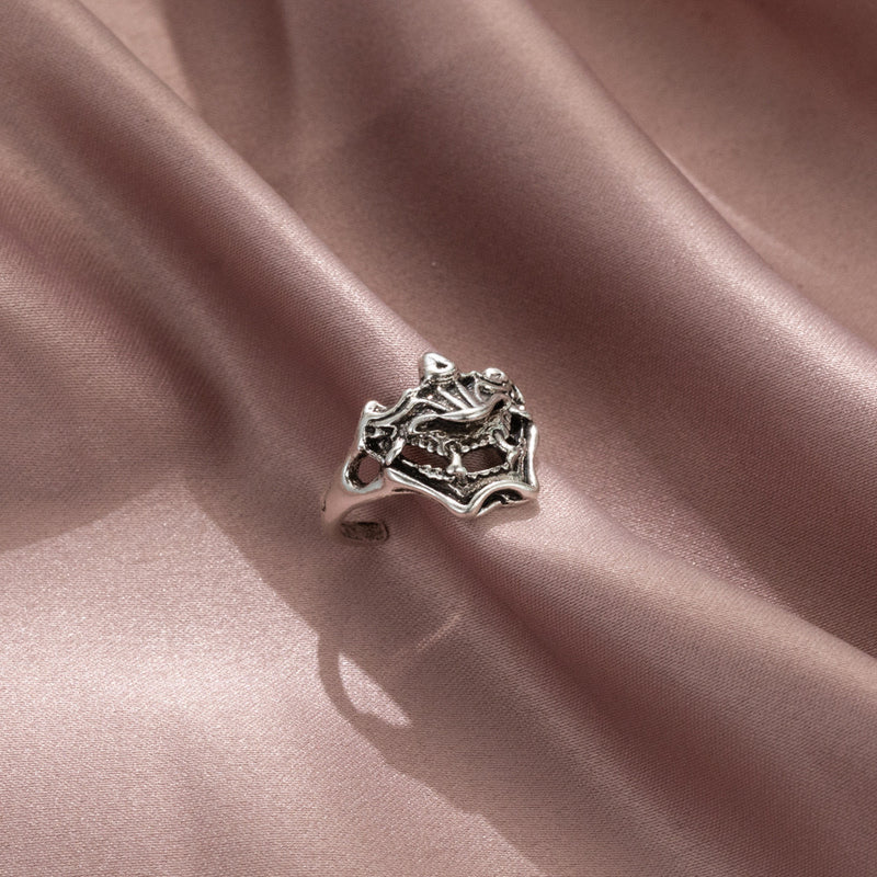 Elegantti Sormus jokaiseen tilaisuuteen