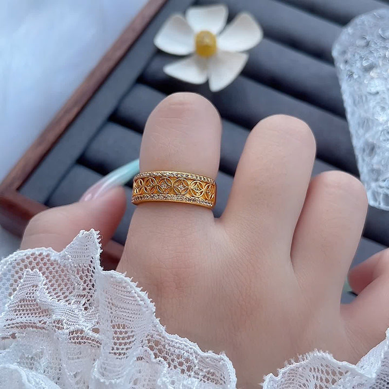 Elegantti Kulta Sormus jokaiseen tilaisuuteen