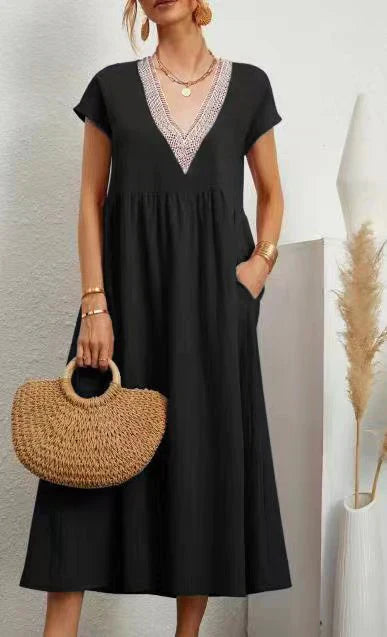 Classic Vintage Dress with a Flattering Fit