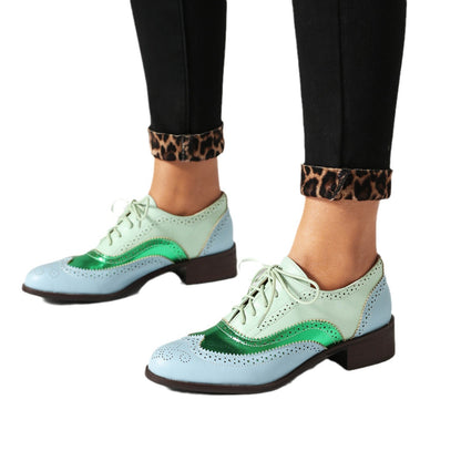 Sulavalinaiset Ortopediset Kengät Moderniin Tyyliin