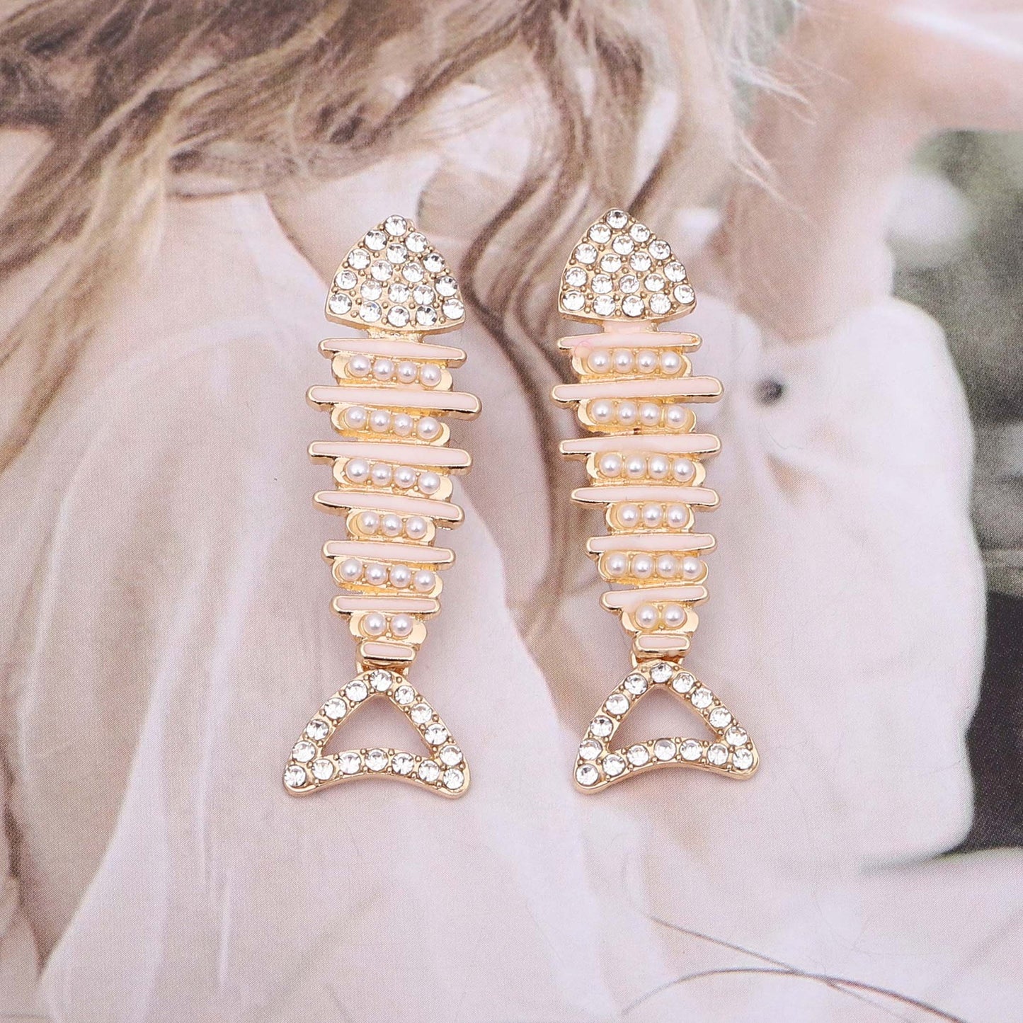 Upea Helmi Korvarengas päivittäiseen käyttöön