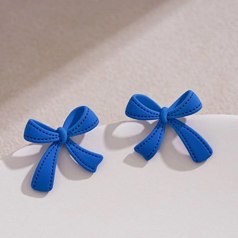 Hurmaava Korvarengas jokaiseen tilaisuuteen