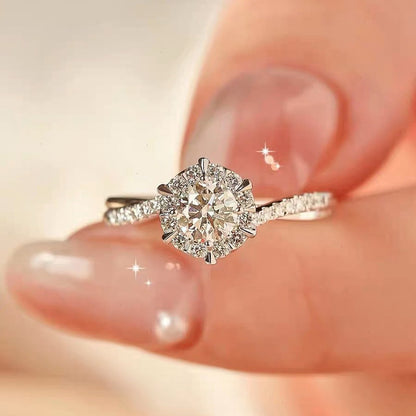 Kaunis Sormus ainutlaatuisella tyylillä