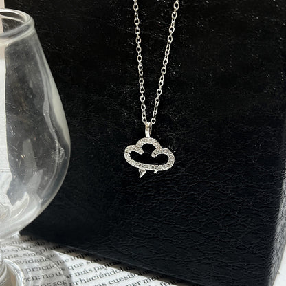 Herkkä käsityö Kaulakoru