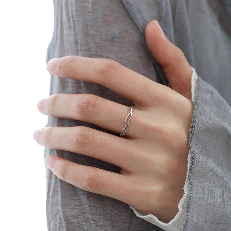 Kaunis Sormus ainutlaatuisella tyylillä