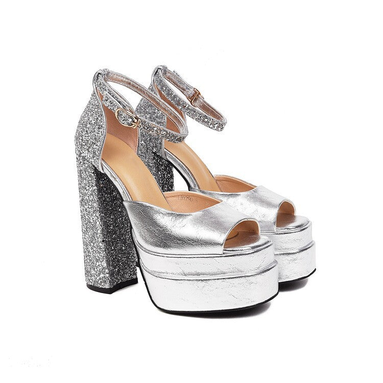 Klassiset Ortopediset Sandaalit Ajattomalla Tyylillä