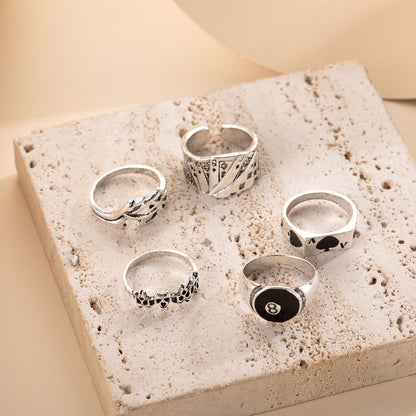 Kaunis Sormus ainutlaatuisella tyylillä