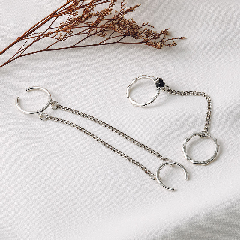 Klassinen Ketju ajattomalla viehätyksellä