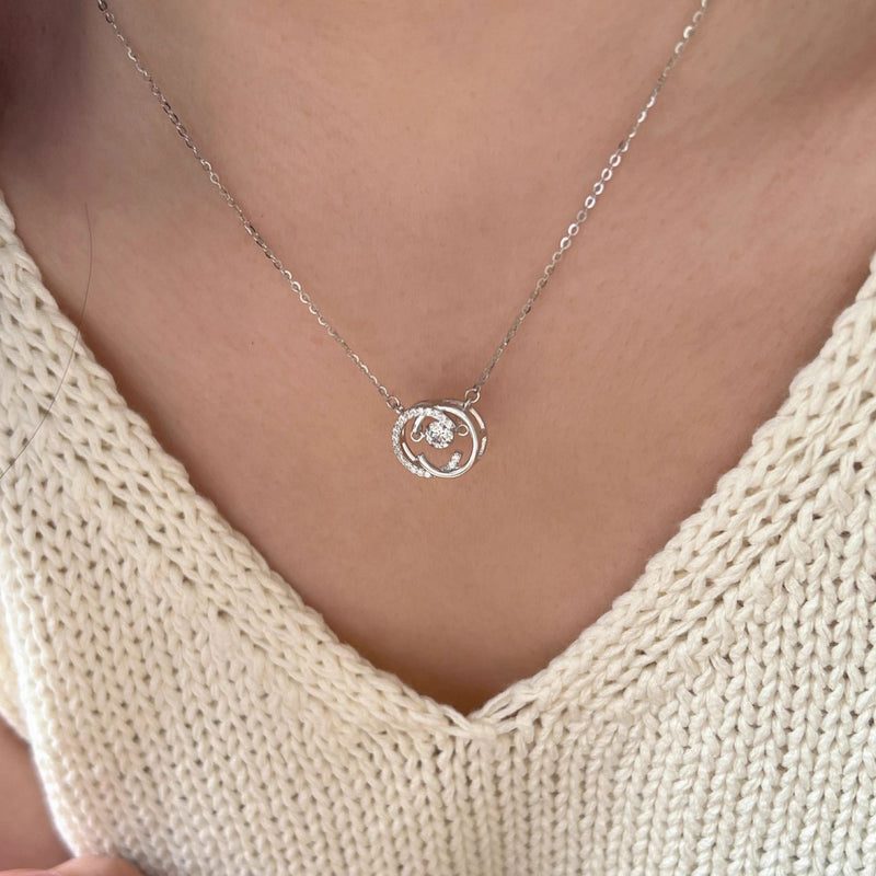 Romanttinen Kaulakoru erityisiin hetkiin