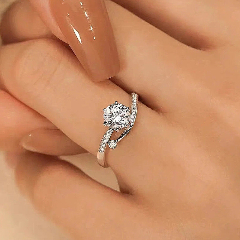 Upea Sormus päivittäiseen käyttöön