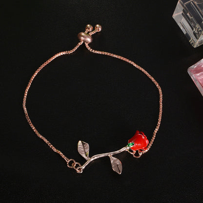 Kaunis Rannekoru ainutlaatuisella tyylillä