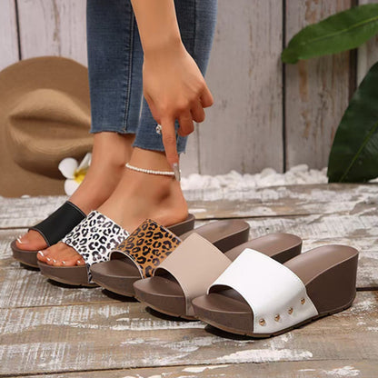 Kauniisti Valmistetut Ortopediset Sandaalit