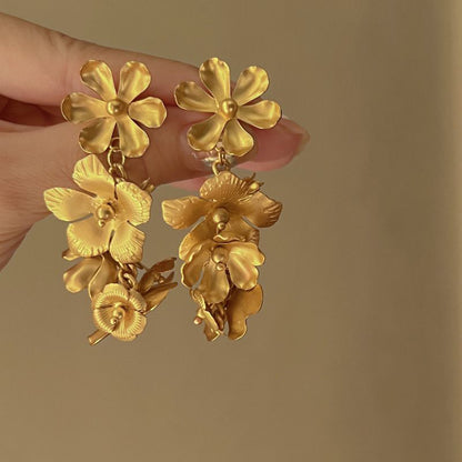 Elegantti Kulta Korvarengas jokaiseen tilaisuuteen