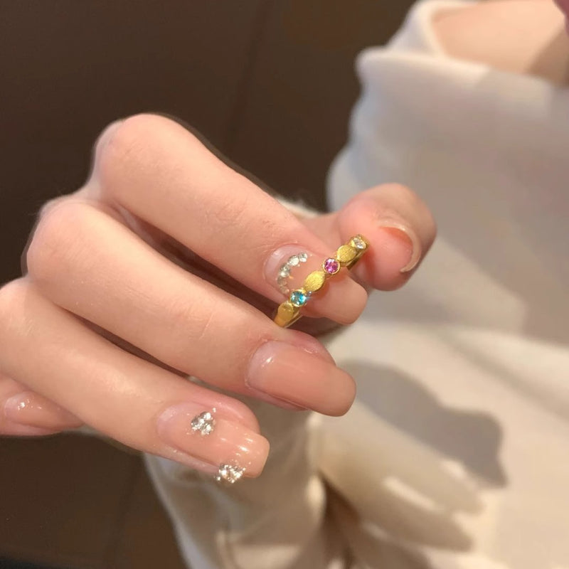 Romanttinen Sormus erityisiin hetkiin