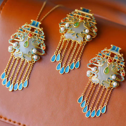 Hurmaava Riipus jokaiseen tilaisuuteen