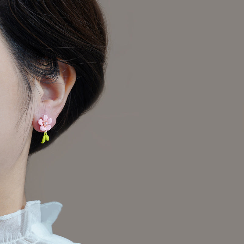 Elegantti Korvarengas jokaiseen tilaisuuteen