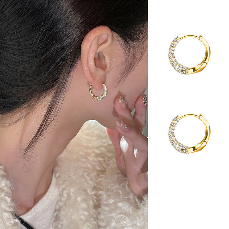 Hurmaava Korvarengas jokaiseen tilaisuuteen