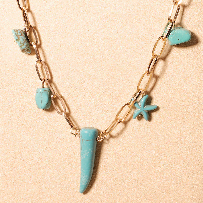 Klassinen Kaulakoru ajattomalla viehätyksellä