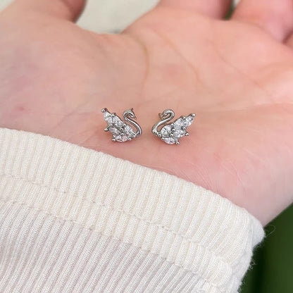 Elegantti Korvarengas jokaiseen tilaisuuteen