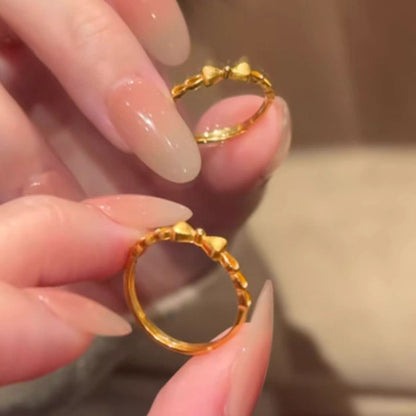 Klassinen Kulta Sormus ajattomalla viehätyksellä