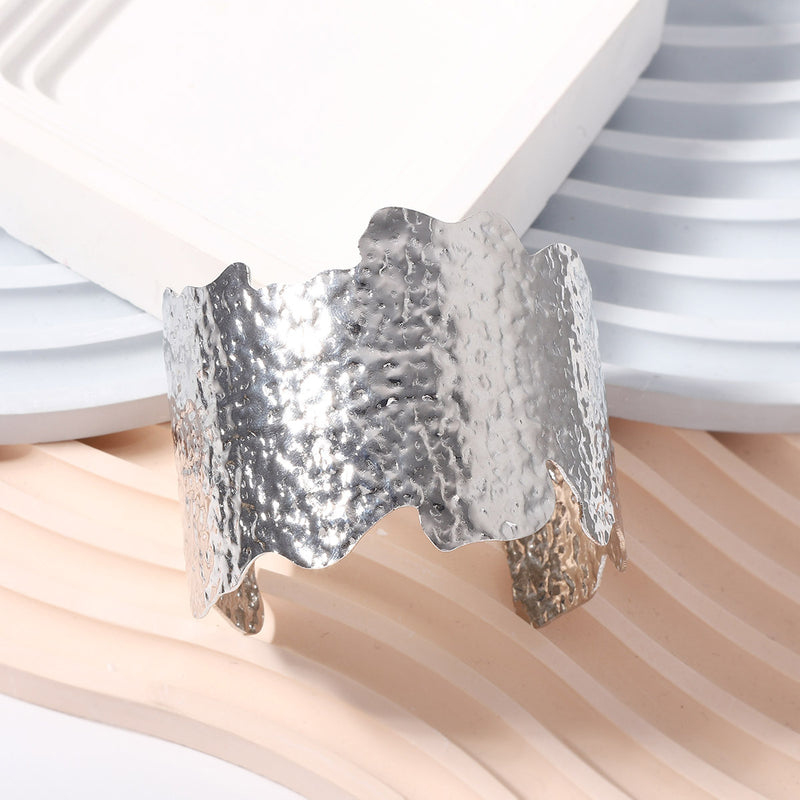 Herkkä käsityö Rannekoru