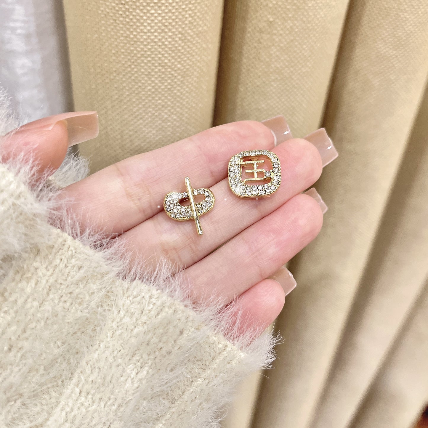 Herkkä käsityö Korvarengas